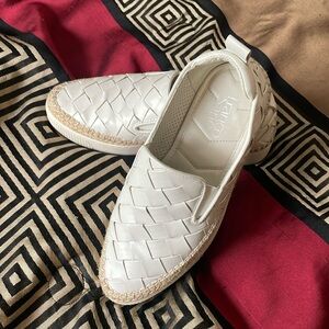 Franco Sarto summer flats